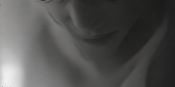 男生发以前照片该配什么歌？