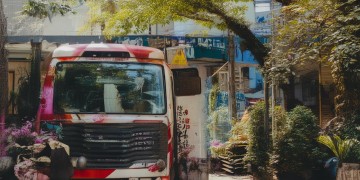 海南人在长城跳舞的歌究竟是哪首？